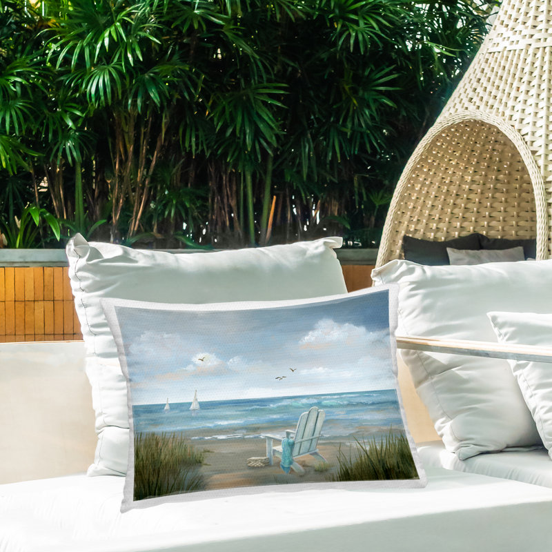 Coussin d'extérieur imprimé So Soho Beach Scenery par Nan