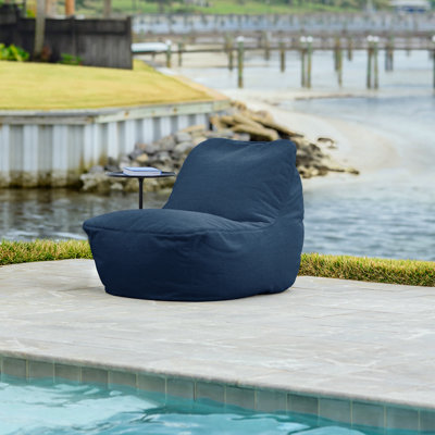 Fauteuil d'extérieur léger Big Joe Luft, tissu Sunbrella de qualité supérieure, rembourrage ComfortFlow, nuit tombante