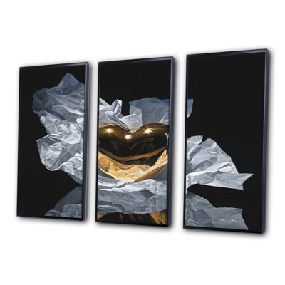 Cœur en or - ensemble d'art mural moderne sur toile encadrée 3 pièces