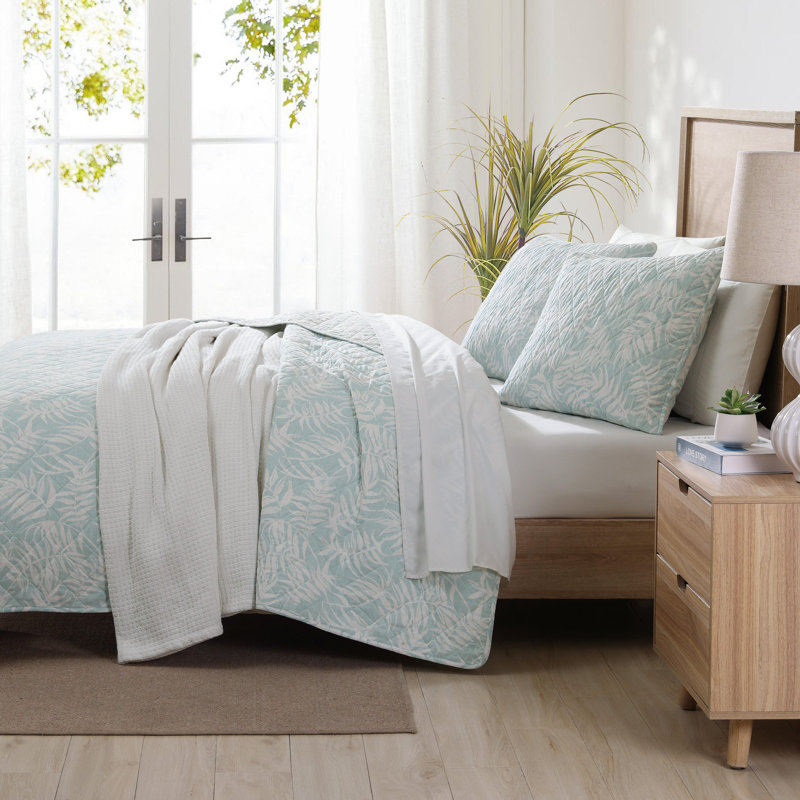 Quilt Set, King Quilt + 2 King Shams