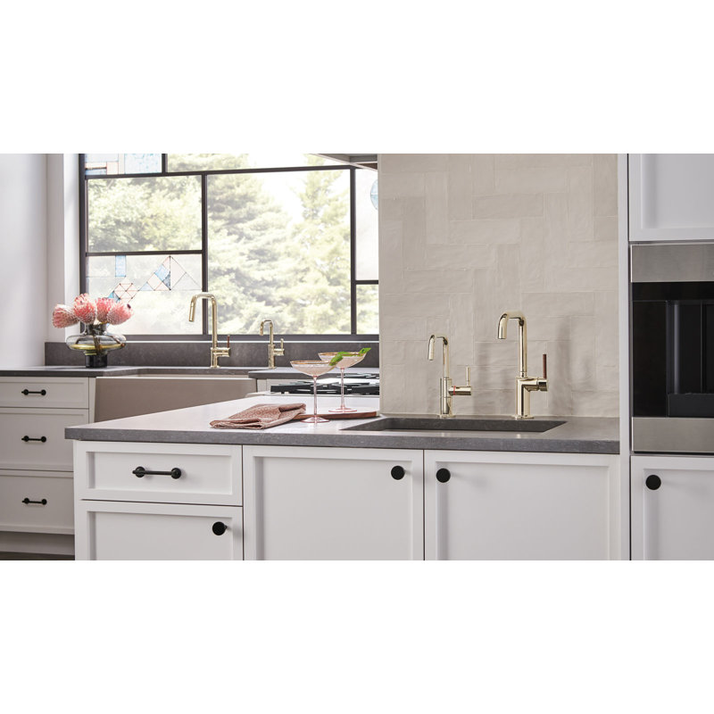Odin® Pull-Down Faucet with Square Spout, Polished Gold, Lever