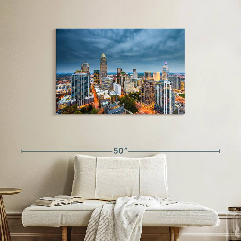 Nicci Charlotte Blue Hour, H 26 po x l 39 po
