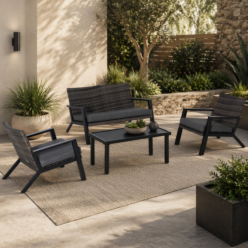 Ensemble de meubles de patio 4 pièces Outsunny, 2 chaises en osier PE, canapé causeuse, table basse d'extérieur, coussins moelleux, canapé et fauteuils pour la cour, le jardin, noir