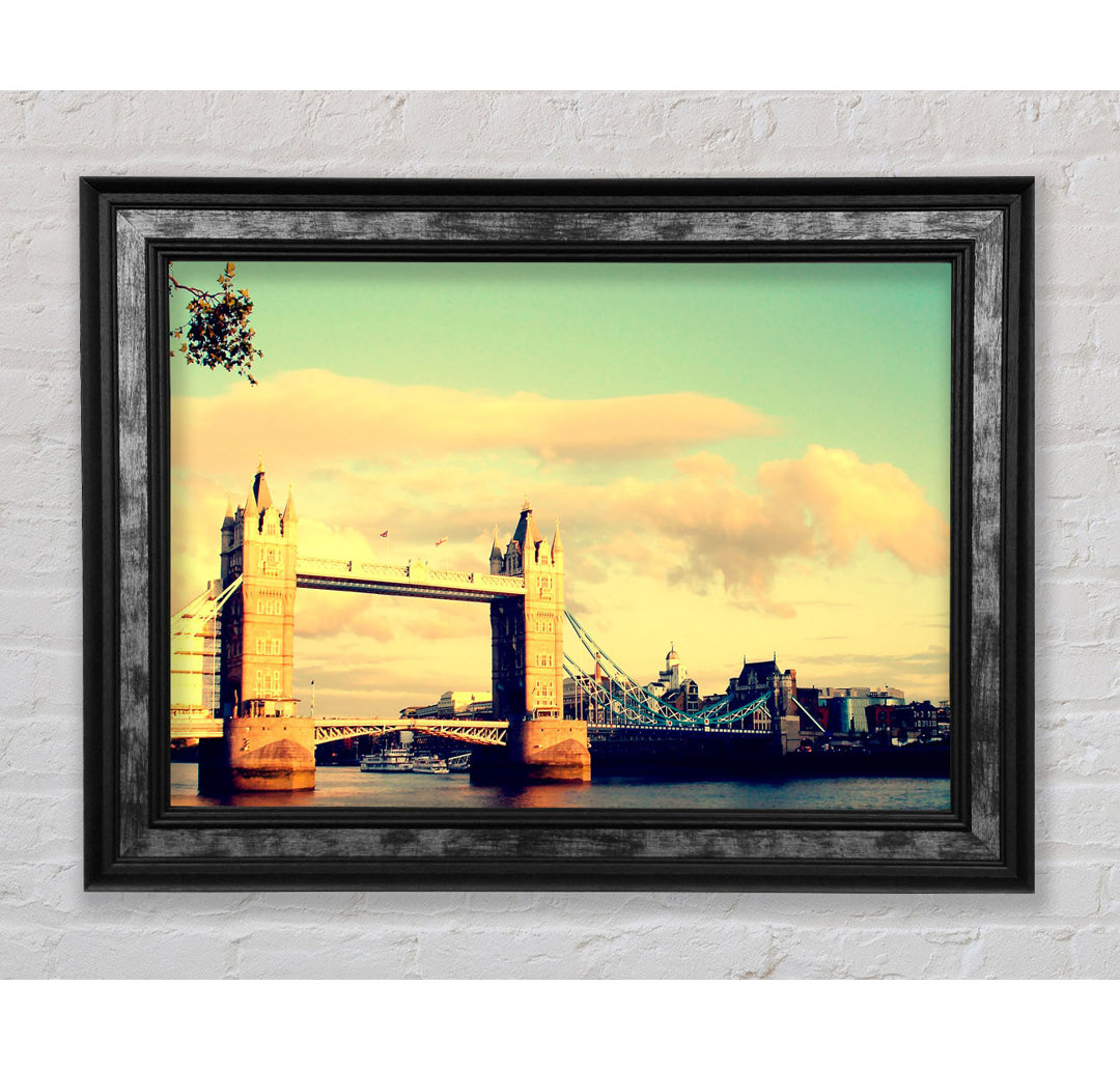 London Tower Bridge Retro - Einzelner Bilderrahmen Kunstdrucke