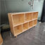 Bibliothèque en bois à 2 niveaux avec rangement à 7 cubes pour le bureau à domicile et l'organisation du salon