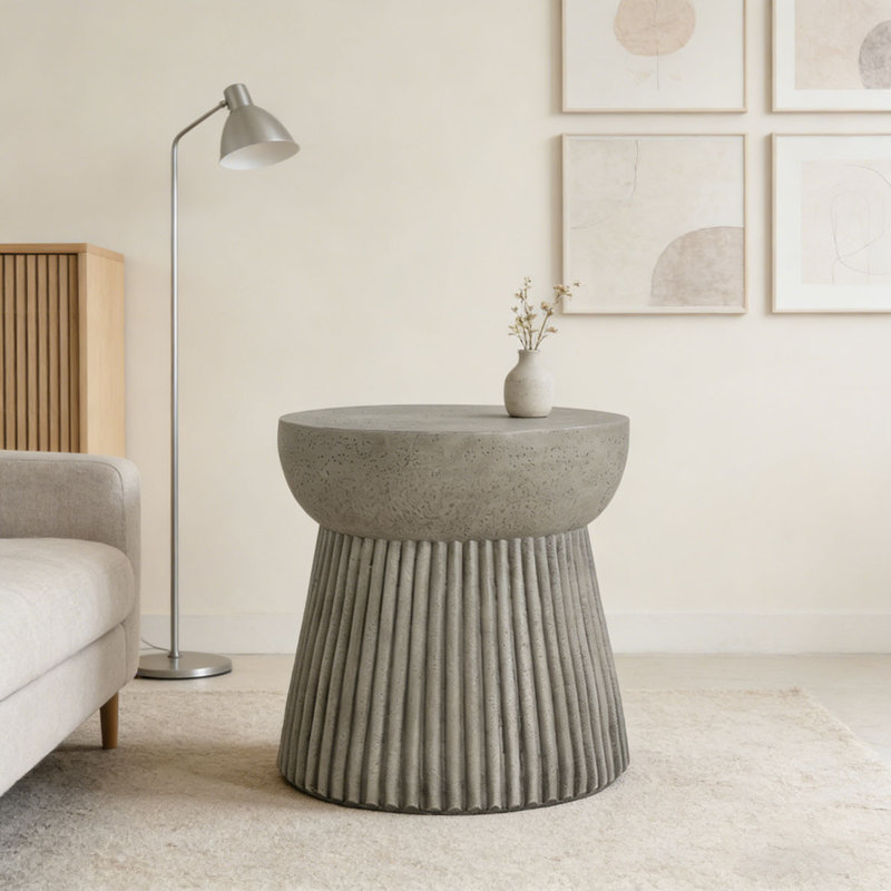 Table d'appoint d'extérieur en béton léger