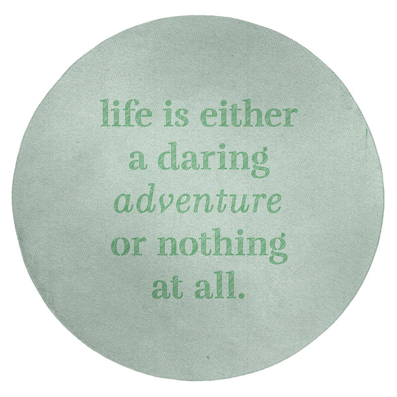 Tapis en poly-citation "life life", Rond 5 pi