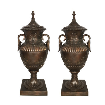 Urne en bronze avec pot à fleurs