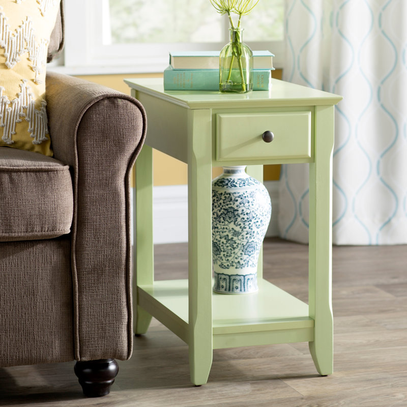 Table de bout rectangulaire en bois avec rangement de style transitionnel Bhairavi, Vert clair, 23"H x 13"W x 22"D