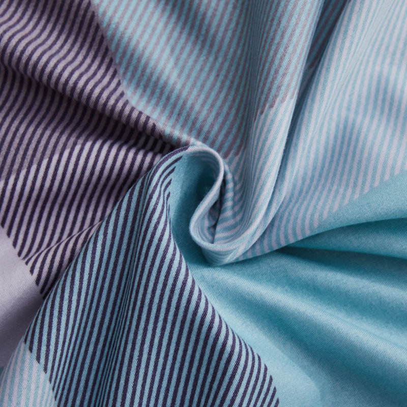 Housse de coussin rayée en microfibre