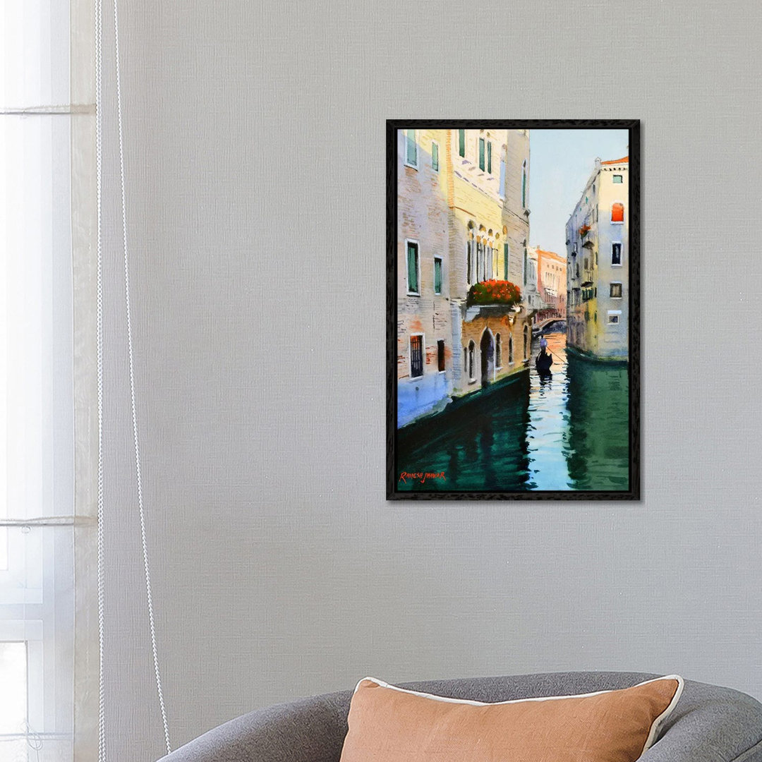 Venice Morning von Ramesh Jhawar - Galerie-verpackte Leinwand Giclée