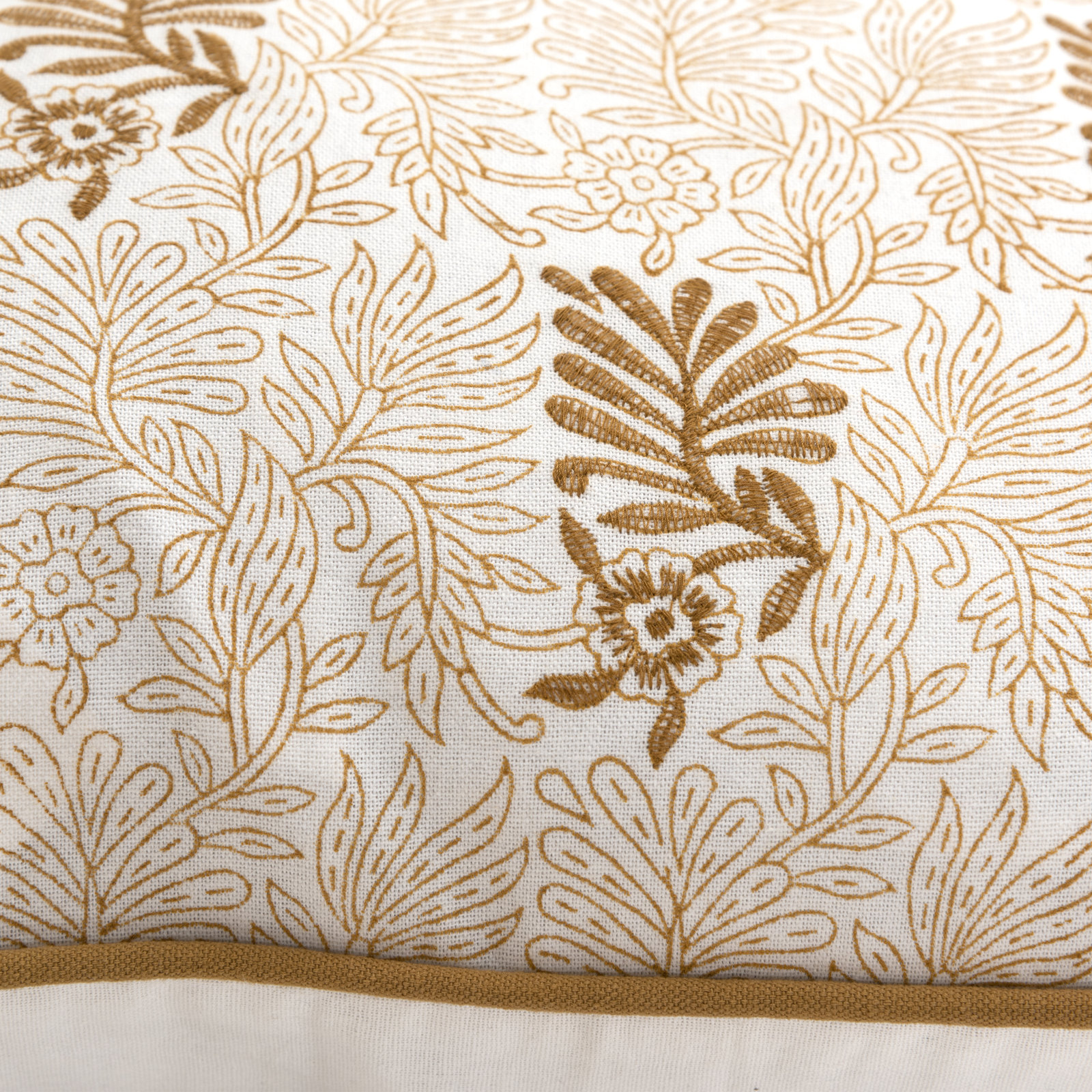 Betania 20" x 20" Embroidered Throw Pillow, Gold