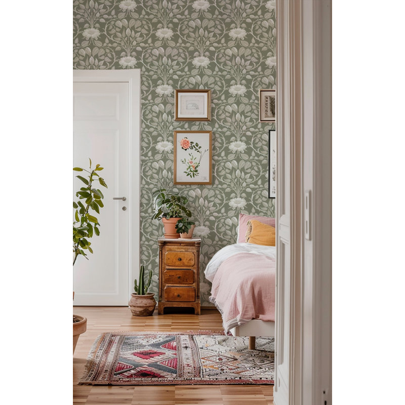 Garden Vine - Silver Moss Botanical Wallpaper
