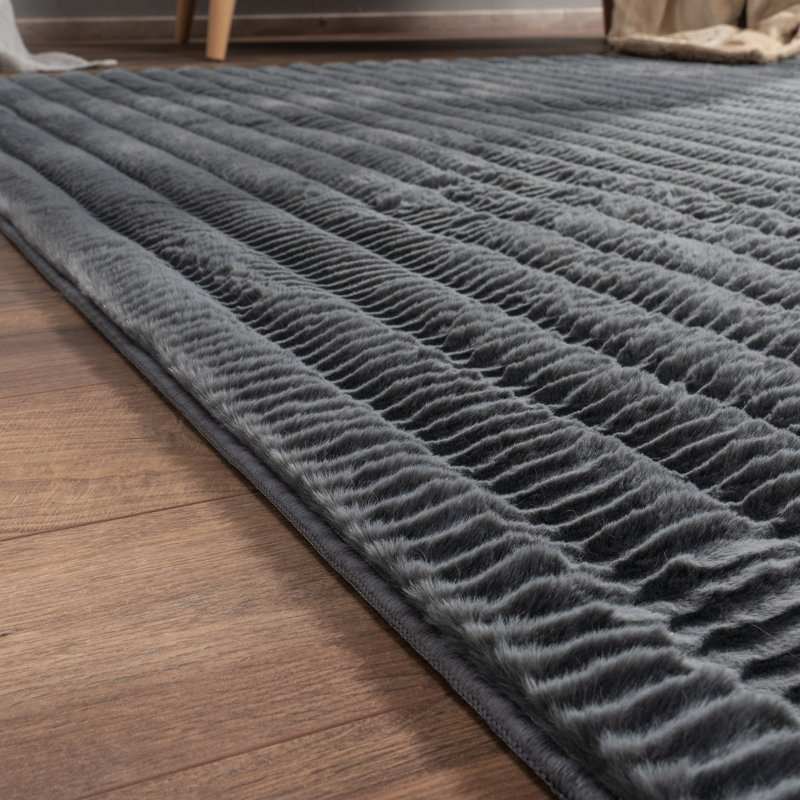 Josephville Solid Colour Area Rug, Rectangular 120 x 160cm