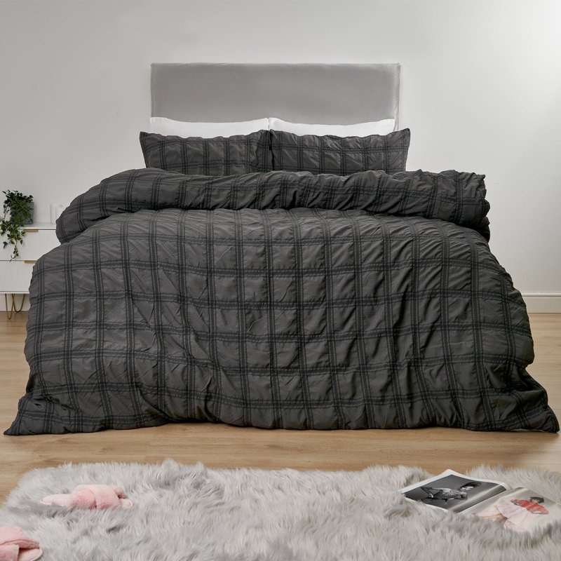 Perrin Solid Colour Duvet Cover Set with Pillowcases, King Duvet Cover, Charcoal