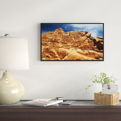 «Rocky Terrain under Blue Sky», reproduction de photo sur toile tendue encadrée