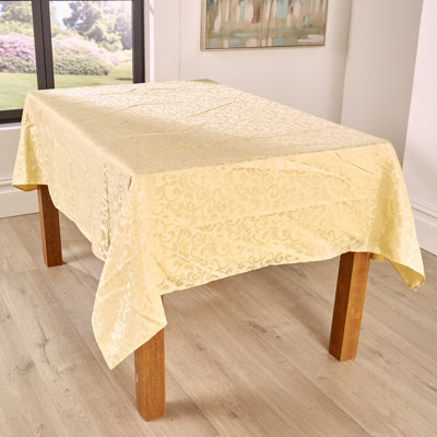 Merrie Tablecloth