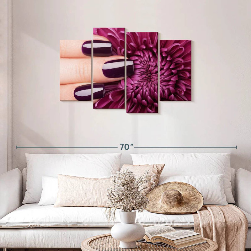 Clous mauves brillants