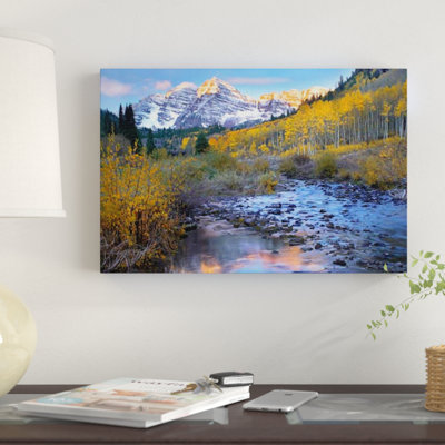 «Maroon Bells and Maroon Creek in Autumn, Colorado», reproduction de photo sur toile