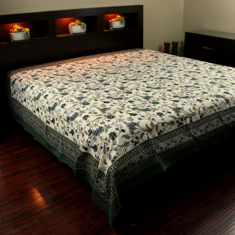 Floral 100% Cotton Tablecloth, 90" H x 106" W, Green