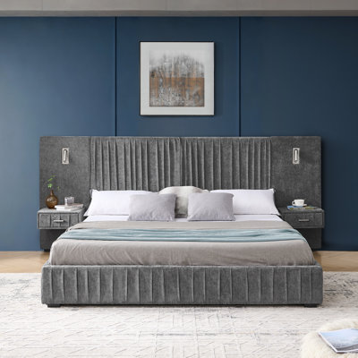 Très grande base de lit tapissier en chenille avec table de chevet intégrée et lampe réglable