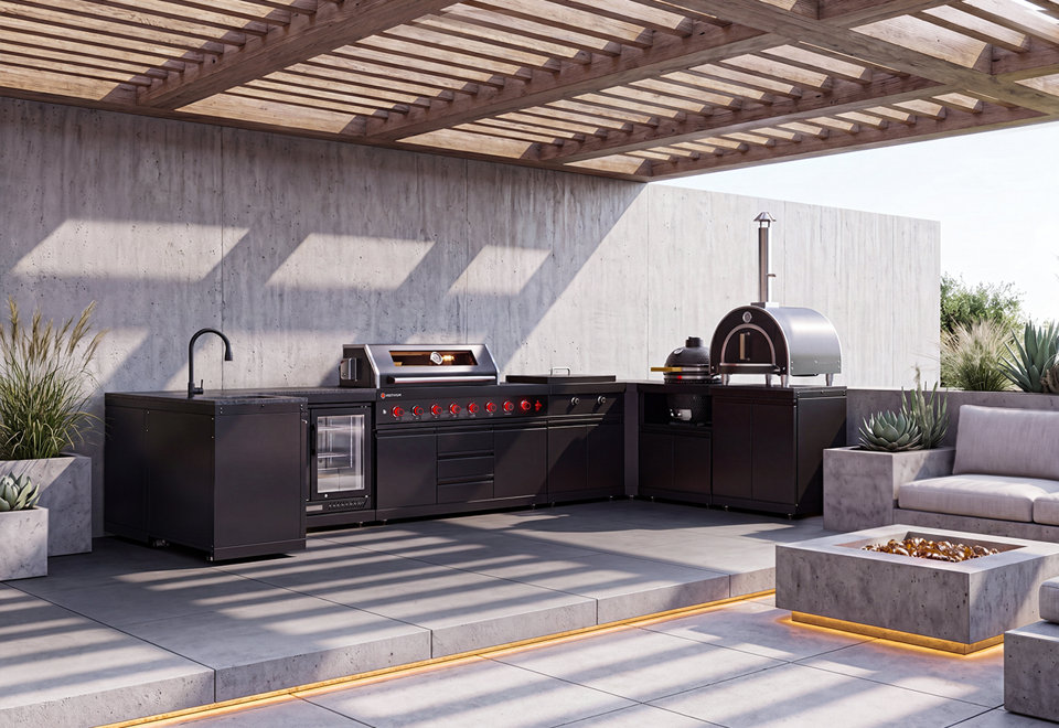 Elevated Outdoor Kitchen, Ready to Enjoy
