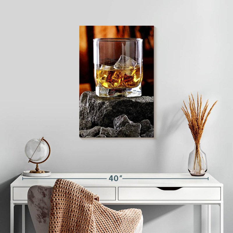 Yarlin whisky sur des rochers, H 24 po x l 16 po