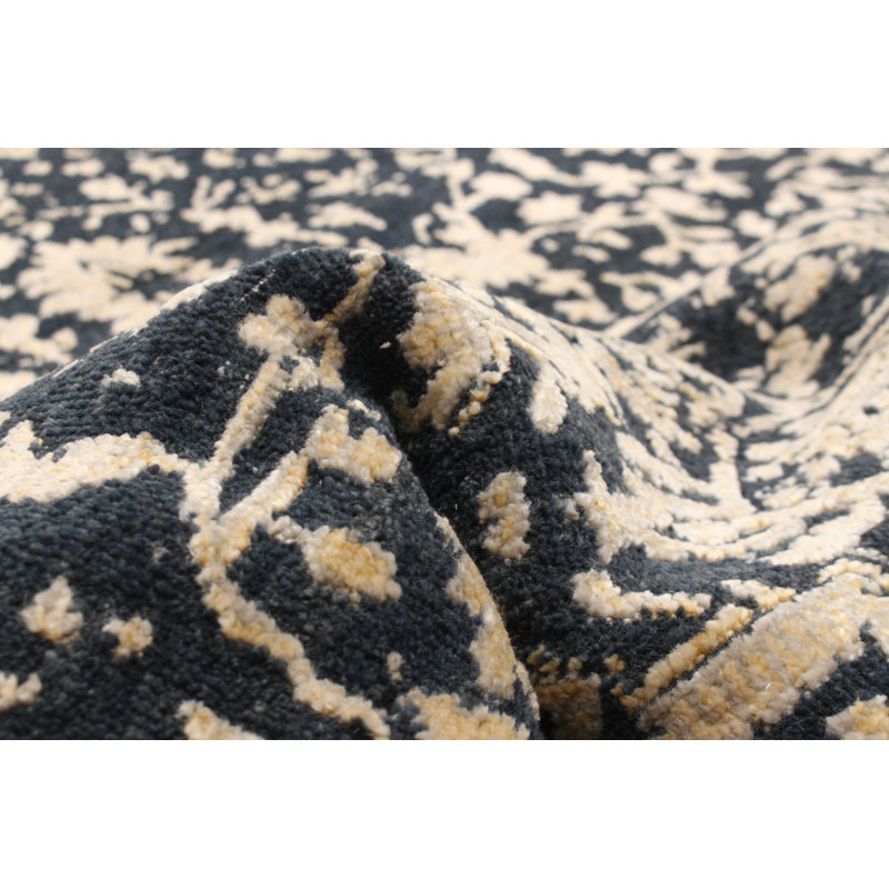 Heritage Navy Rug 4'0" x 6'0"