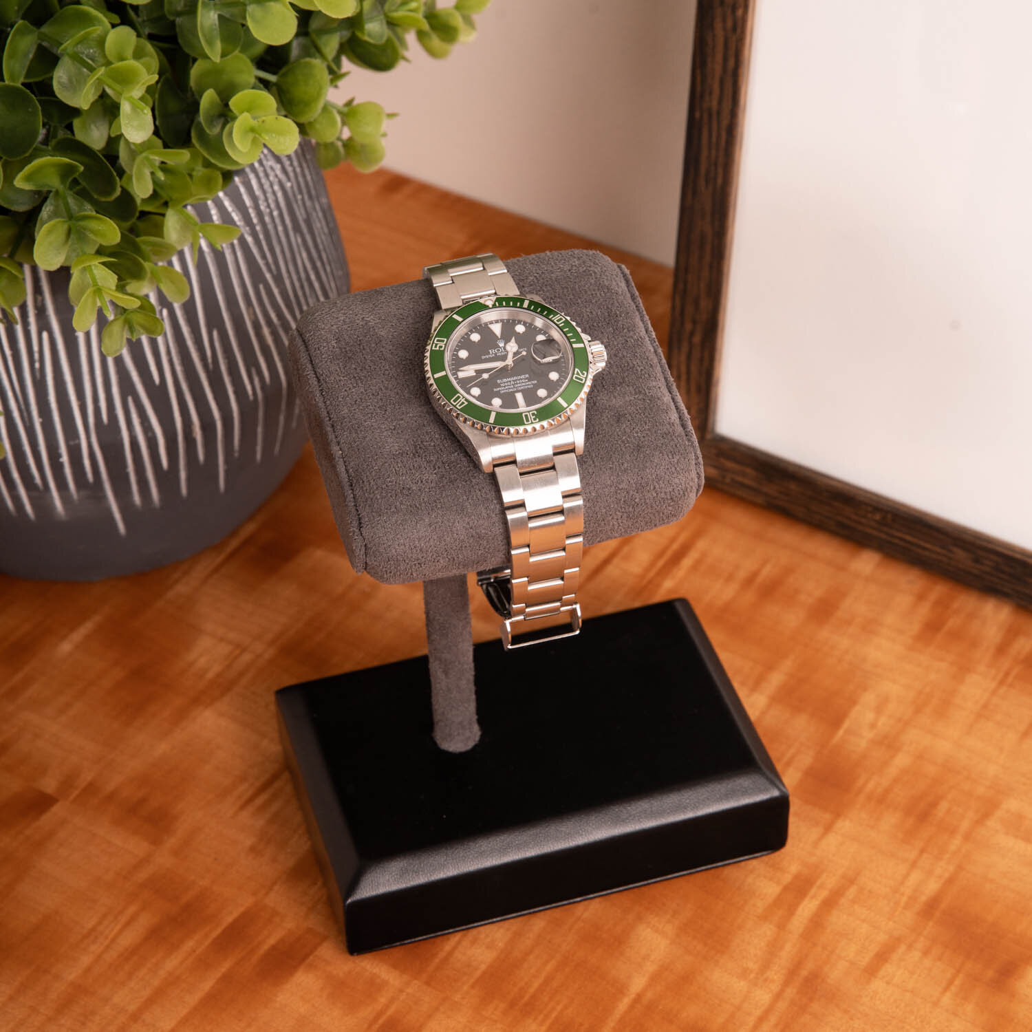 Watch Stand - Handcrafted Leather and Marble Watch India | Ubuy