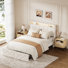 Ensemble de chambre à coucher rembourré Teddy avec tables de chevet en rotin