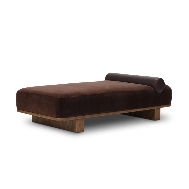 Teia Chaise, Monte Chocolate