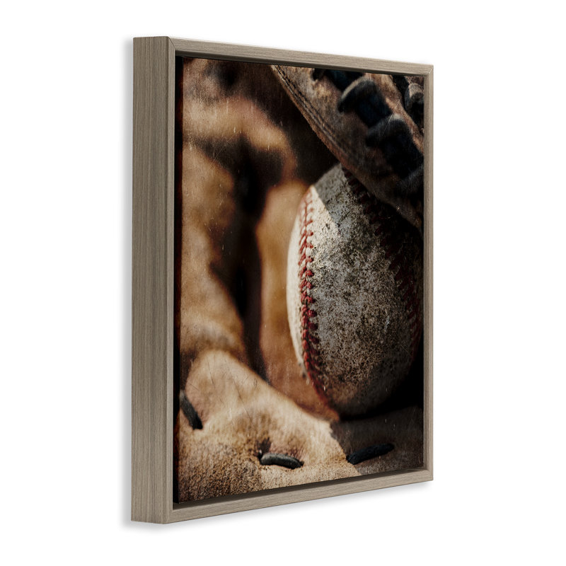Cadre flottant Be The Ball Baseball, design par Kim Allen, H 18 po x l 18 po, Brun