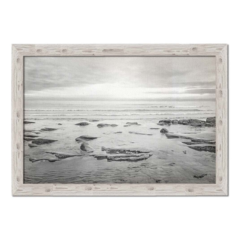 Mer du Nord à marée basse, noir et blanc par Hal Halli. Impression sur papier - Montée et encadrée, H 34 po x l 49 po