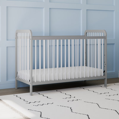 Storkcraft Pasadena 3-in-1 Convertible Crib