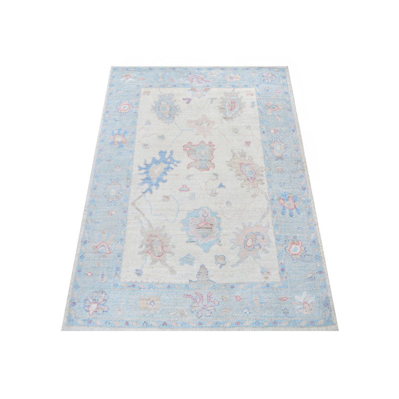 Ushak Wool Weft