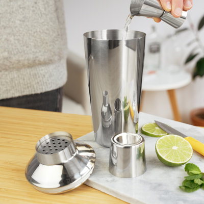 Retro 34 oz Cocktail Shaker