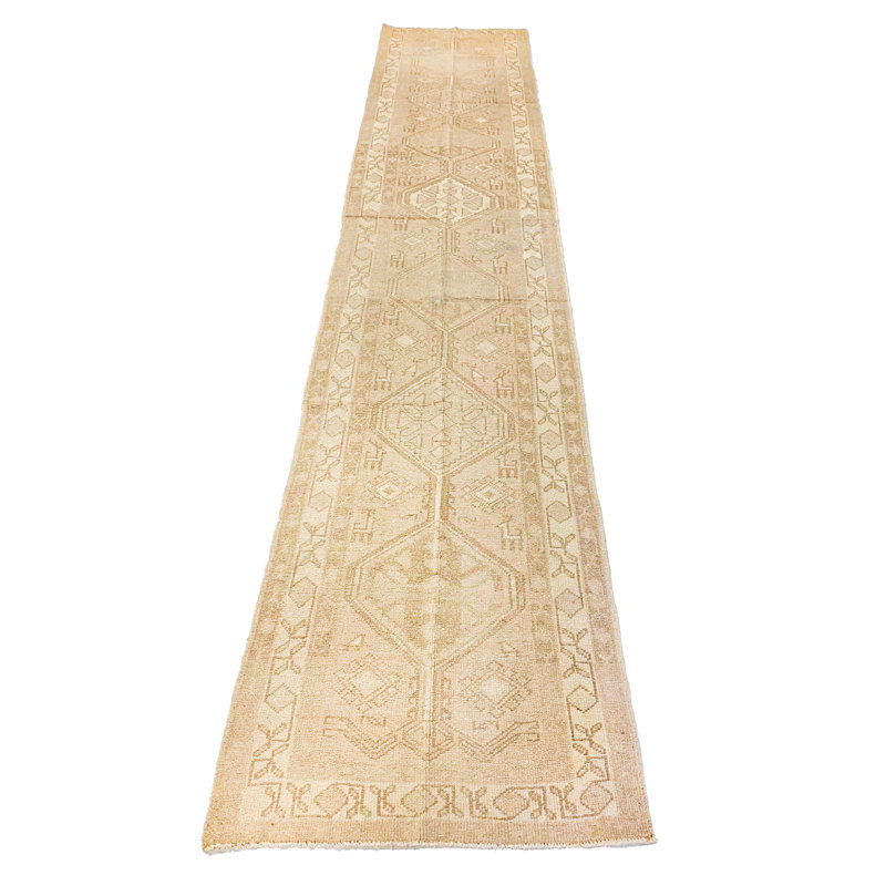 Tapis tribal Konya One-of-a-Kind 2 pi 5 po x 13 pi 2 po Anatolian