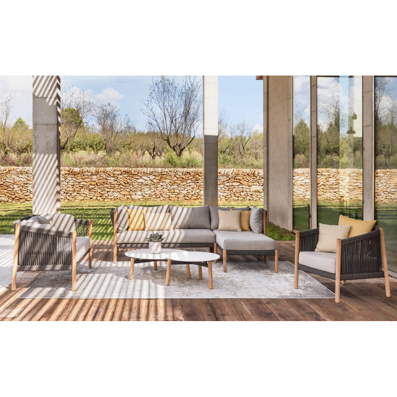 Lento Outdoor Lounge Chair