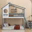 Lit superposé simple au-dessus de simple Alitta avec toit en bois, fenêtre et échelle-145791629