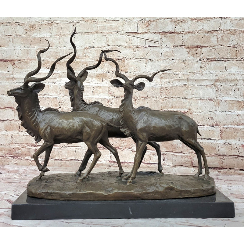 Statue Kudu Antelope Family