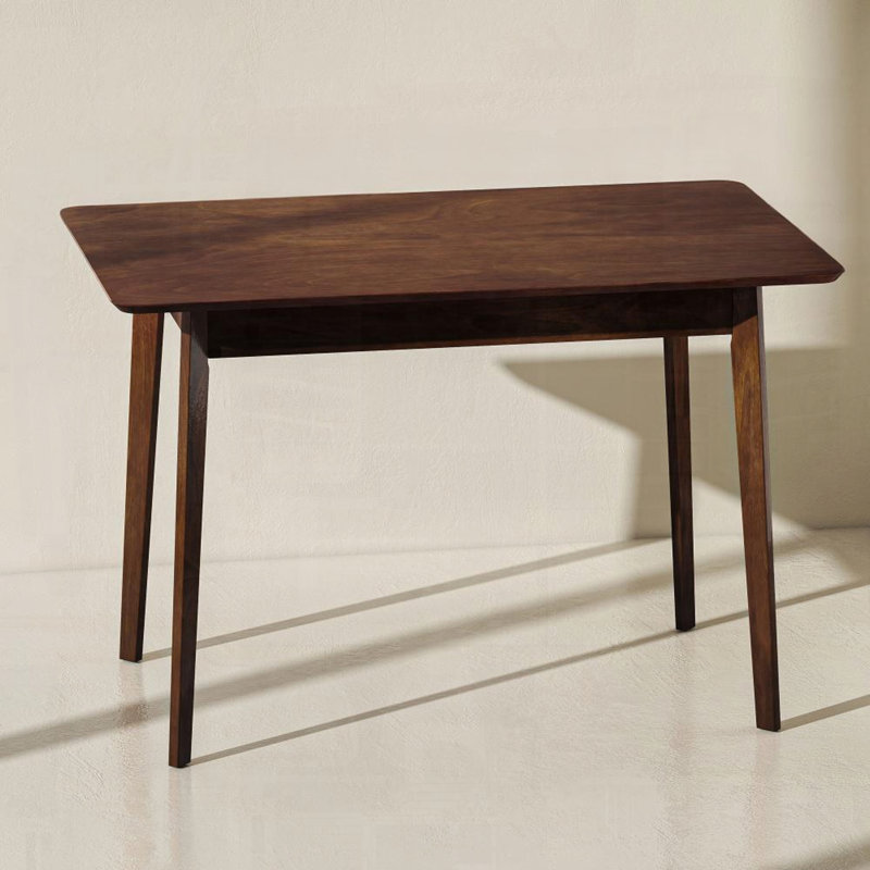 Table de salle à manger rectangulaire avec design convivial et sécuritaire, Noyer