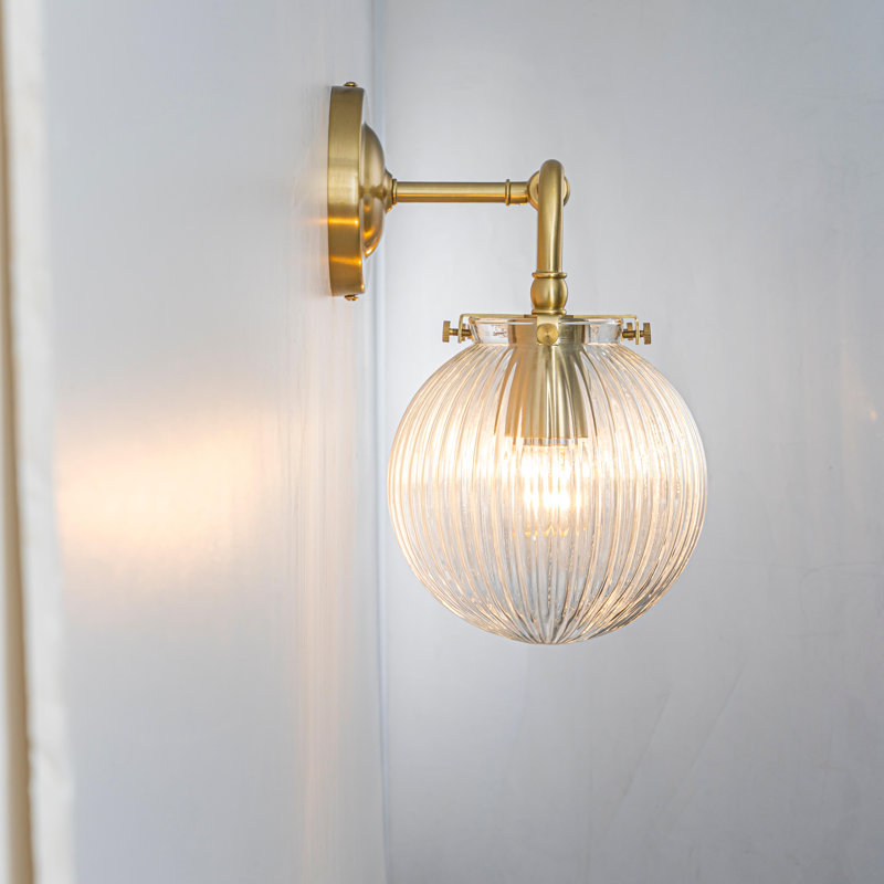 Applique murale pour salle de bain 24 lumières 3 lumières à abat-jour moderne en verre nervuré 24 po, Brass