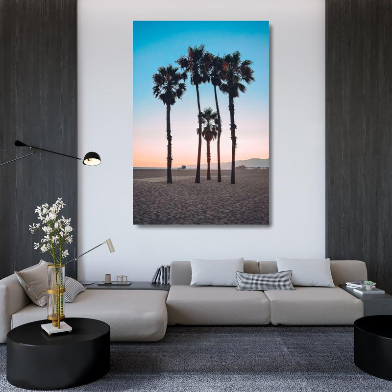 «Bay Isle Home ™ Carpentieri, Natalie», art sur toile tendu sous le titre: Palmier de Santa Monica 43023, H 48 po x l 33 po
