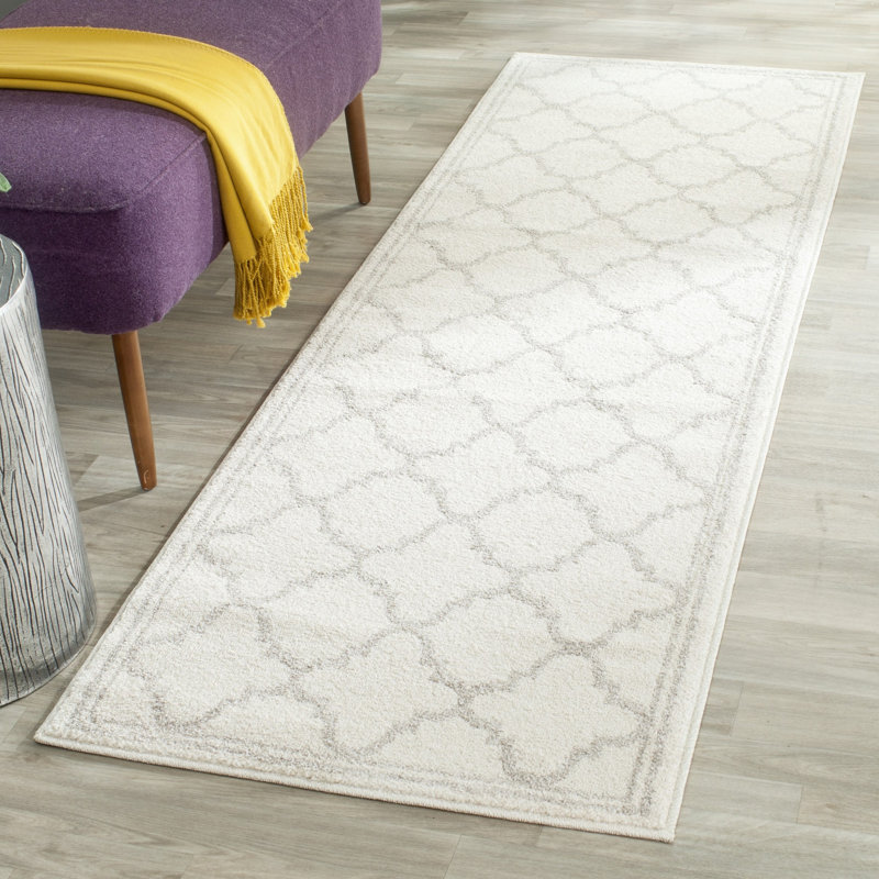 Tapis géométrique Ammundsen, Tapis de couloir 2 pi 3 po x 15 pi, Beige / gris clair