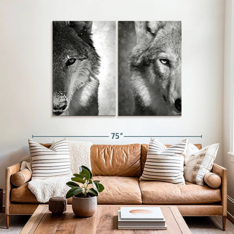 «Wolf faces» en noir et blanc, reproduction sur toile, H 42 po x l 57 po x P 1,25 po