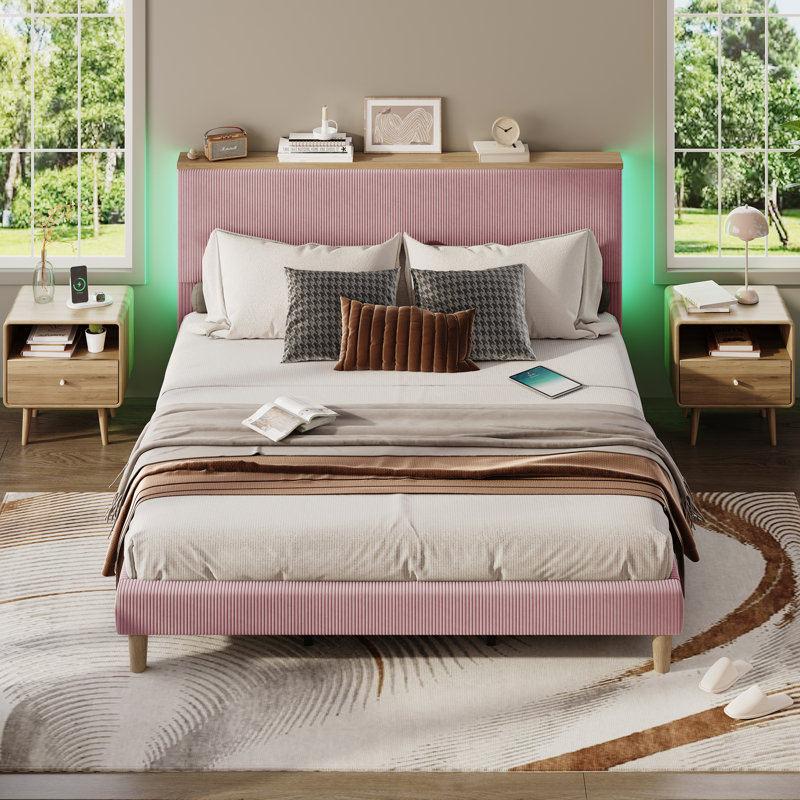 Lit plateforme tapissier Samiha avec tête d'éclairage DEL, Très grand, Rose