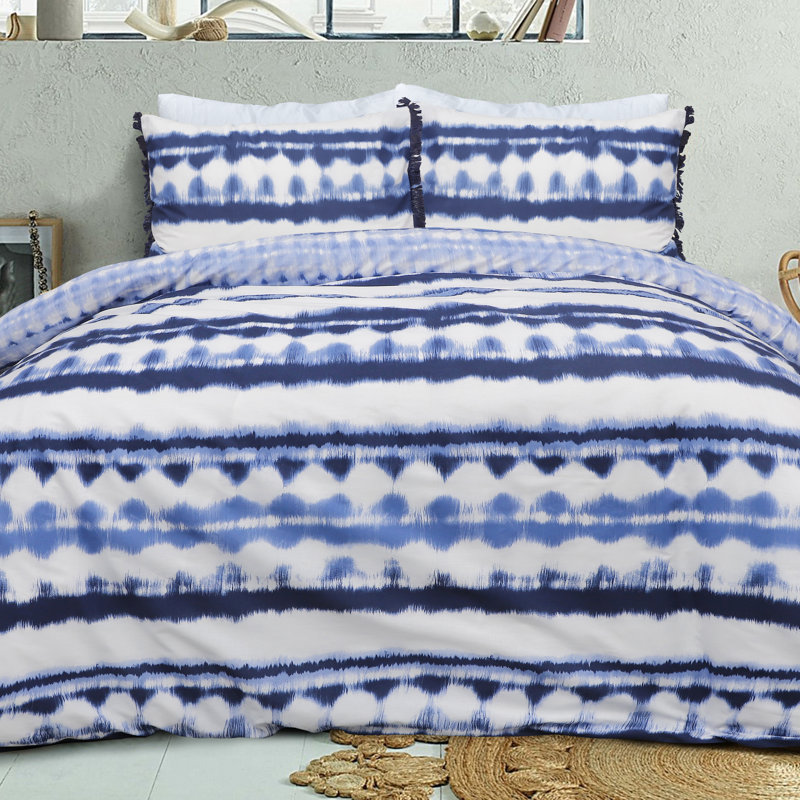 Asharoken Cotton Blend Geometric Duvet Cover with Pillowcases Included, White/Blue, King Duvet Cover - 2 Standard Pillowcases