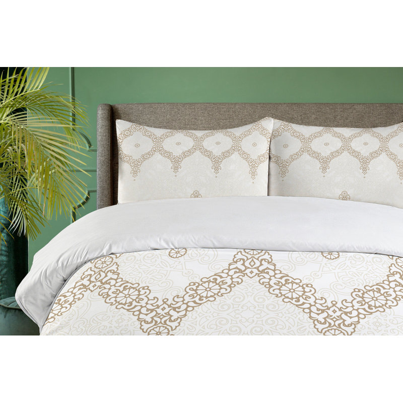 Eclectic Polyester Duvet Cover, Queen Duvet Cover + 2 Pillow Sham