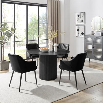Tamorion 4 - Person Dining Set
