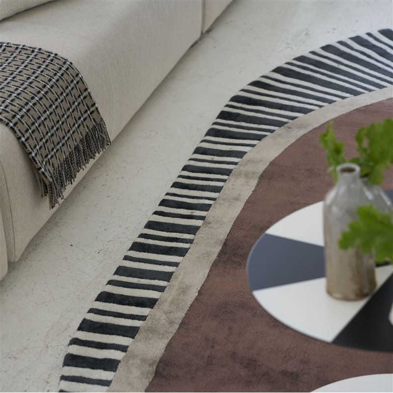 Koshi Oval Rug, Walnut
